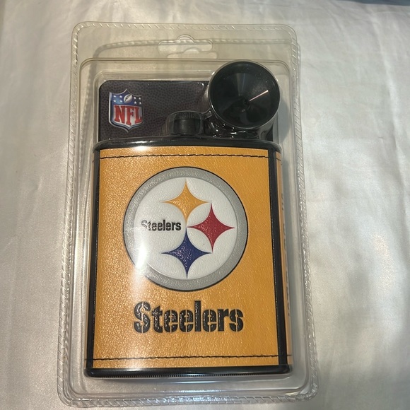 NFL Other - Official NFL Collectible Flask Pittsburgh Steelers.